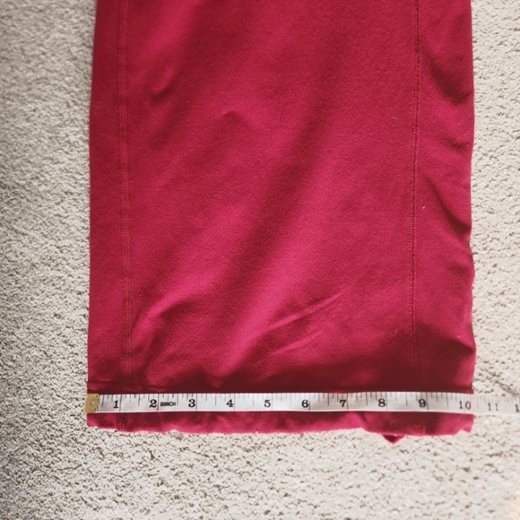 Lululemon Stillness Red Pants Wide Baggy Joggers Sweats Roll Down Waist Size 8 - Picture 13 of 16